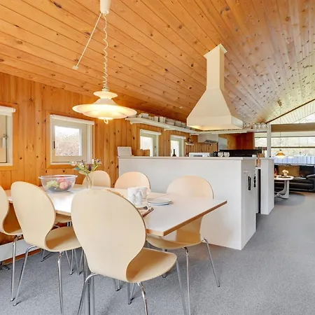 Alwin - 2-5km From The Sea By Interhome